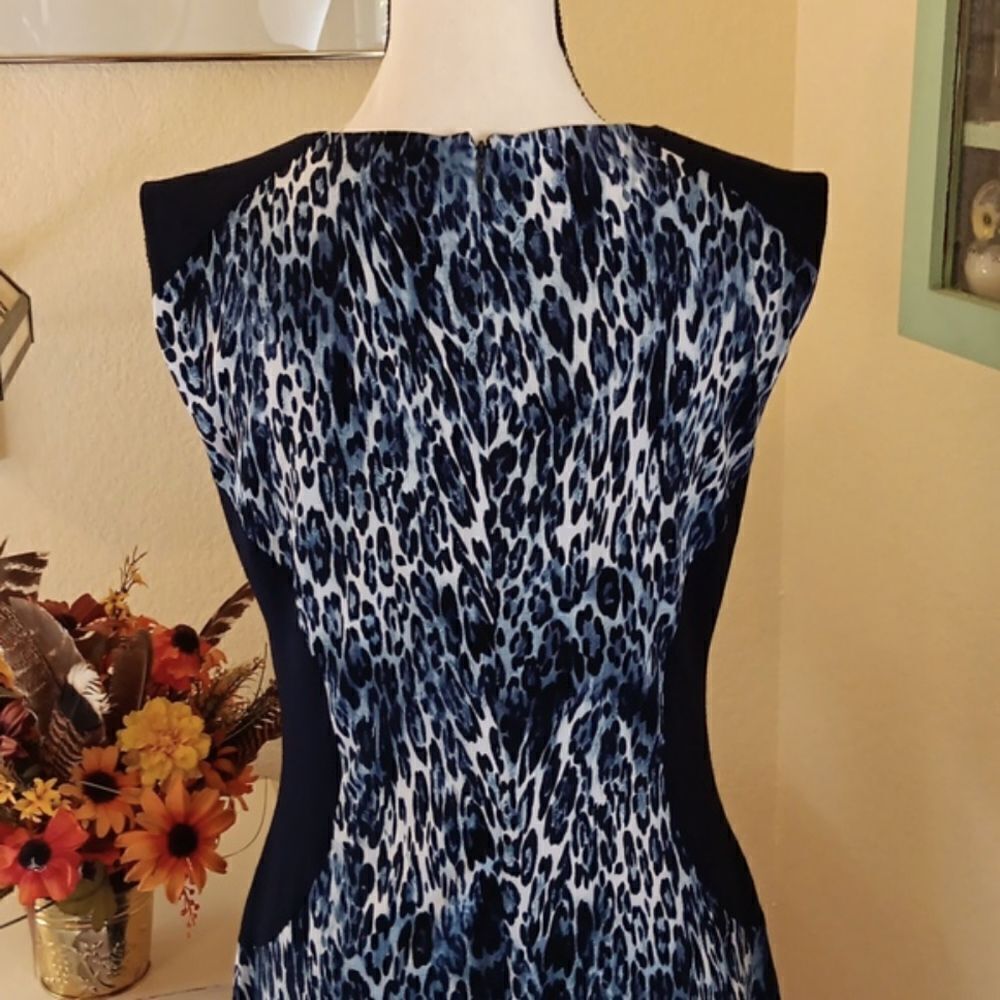 Cache Soft Knit Dress - Picture 7 of 9